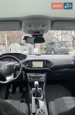 Універсал Peugeot 308 2014 в Львові