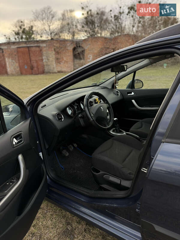 Универсал Peugeot 308 2008 в Бродах