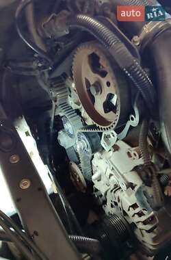 Хэтчбек Peugeot 308 2011 в 