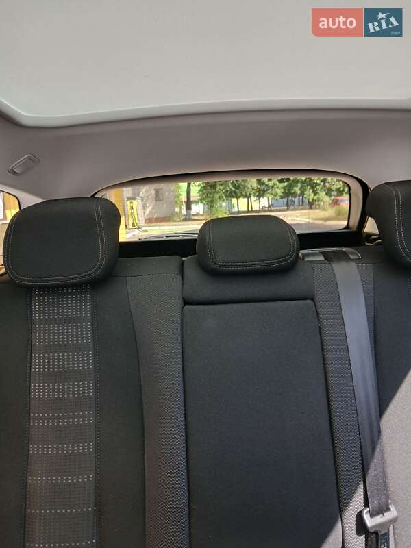 Універсал Peugeot 308 2015 в Черкасах