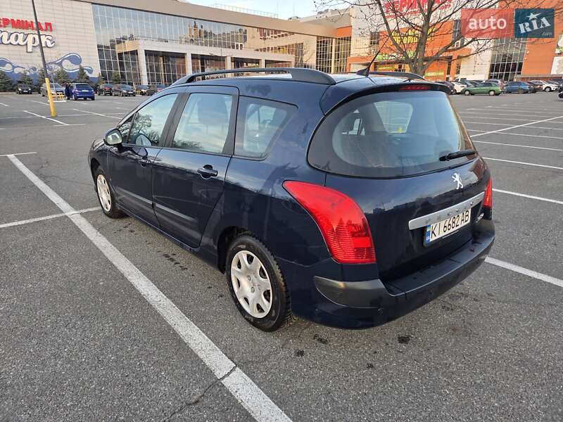 Универсал Peugeot 308 2010 в Броварах