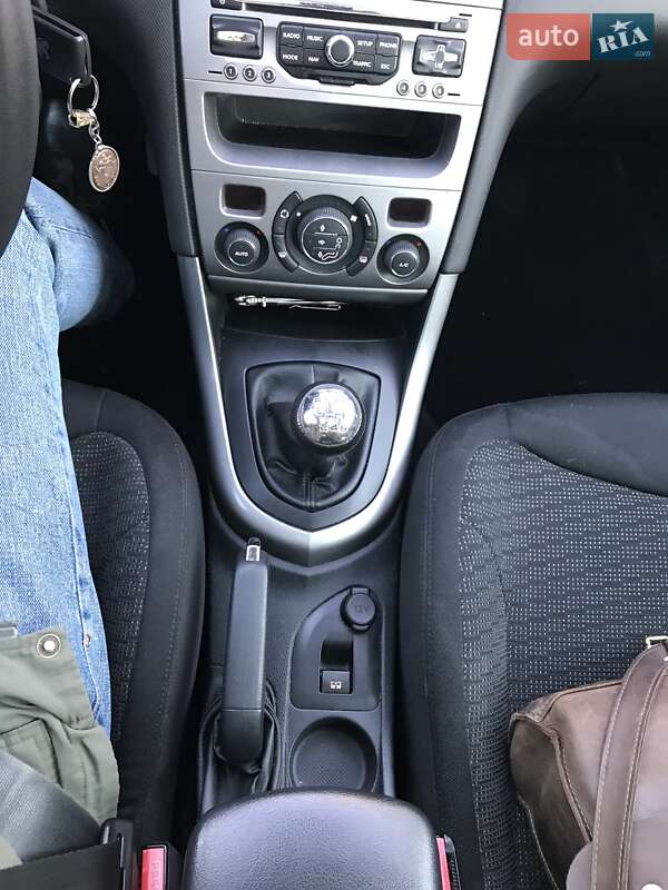 Универсал Peugeot 308 2009 в Тернополе фото 24 Универсал Peugeot 308 2009 в Тернополе