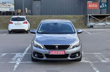 Хэтчбек Peugeot 308 2020 в 