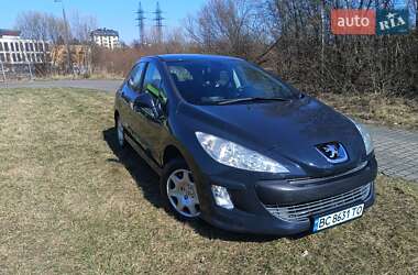 Хетчбек Peugeot 308 2011 в 