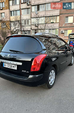 Универсал Peugeot 308 2011 в 