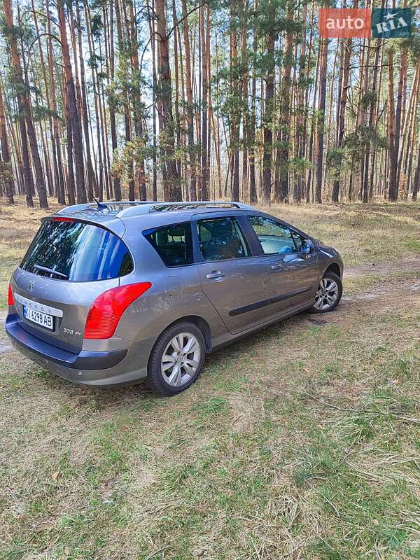 Універсал Peugeot 308 2009 в Бучі