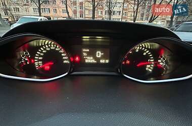 Хэтчбек Peugeot 308 2015 в 