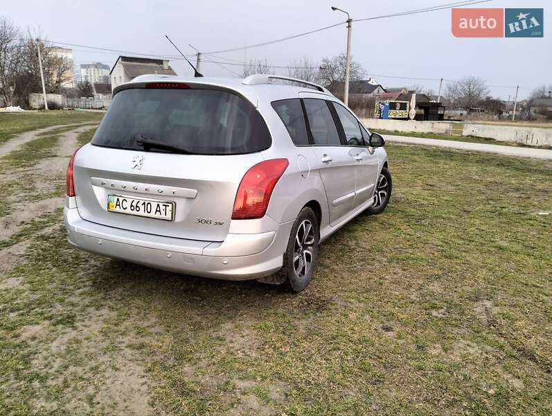 Універсал Peugeot 308 2008 в Рівному