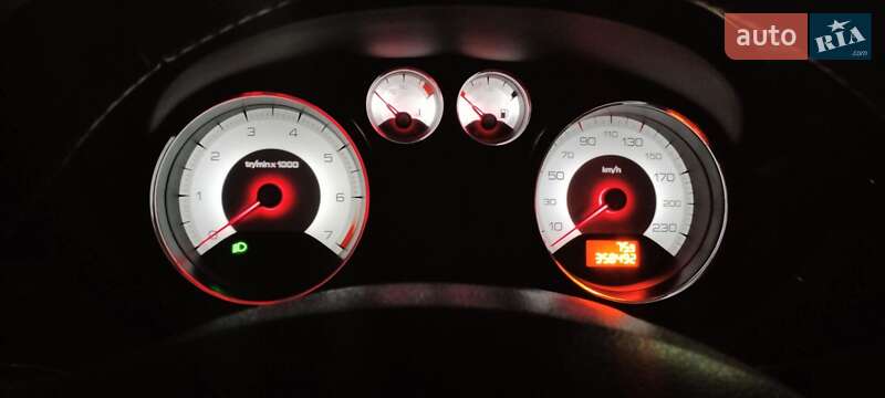 Універсал Peugeot 308 2008 в Рівному