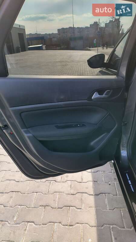 Універсал Peugeot 308 2018 в Полтаві фото 12 Універсал Peugeot 308 2018 в Полтаві