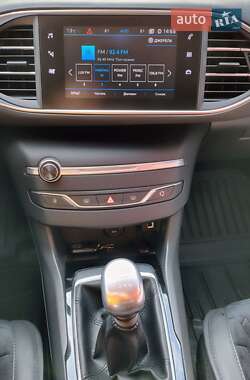 Універсал Peugeot 308 2018 в 