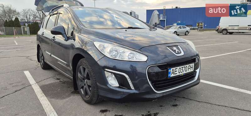 Peugeot 308 2012