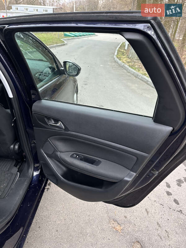 Універсал Peugeot 308 2016 в Вінниці