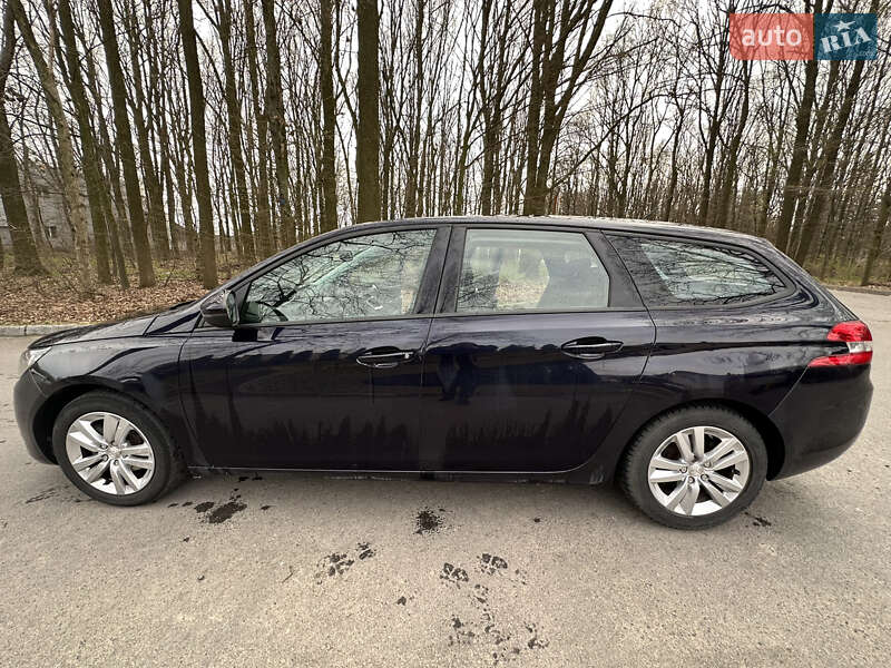 Універсал Peugeot 308 2016 в Вінниці