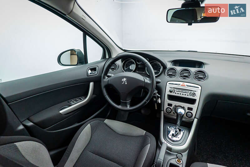 Хетчбек Peugeot 308 2012 в Києві