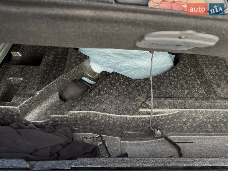 Универсал Peugeot 308 2018 в Львове