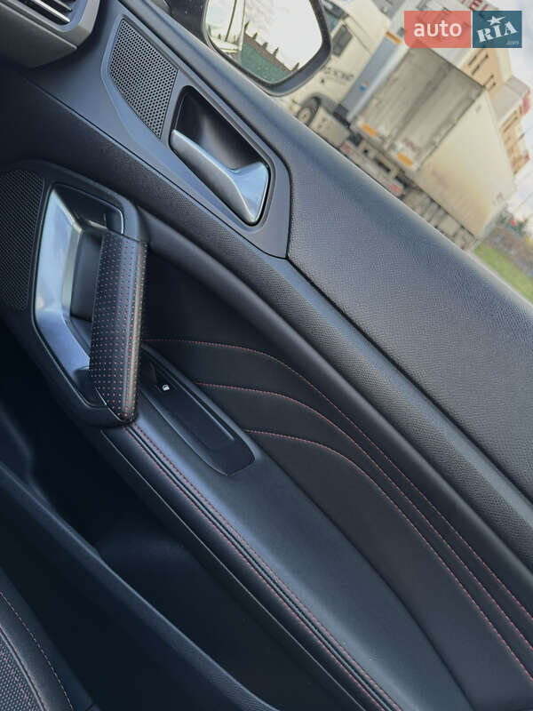 Универсал Peugeot 308 2018 в Львове