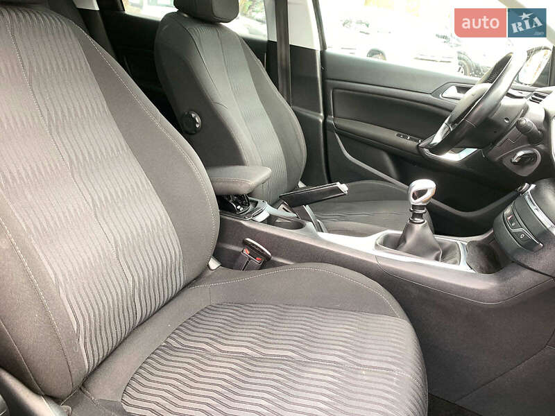 Универсал Peugeot 308 2015 в Виннице