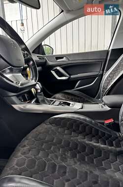 Хетчбек Peugeot 308 2016 в 