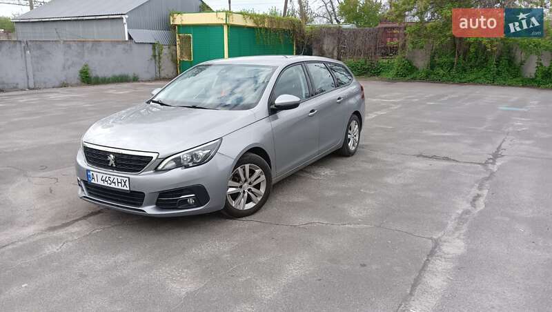 Универсал Peugeot 308 2018 в 
