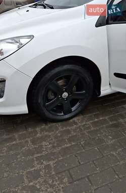 Универсал Peugeot 308 2013 в 
