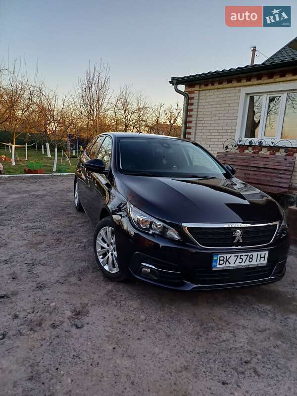 Універсал Peugeot 308 2020 в 