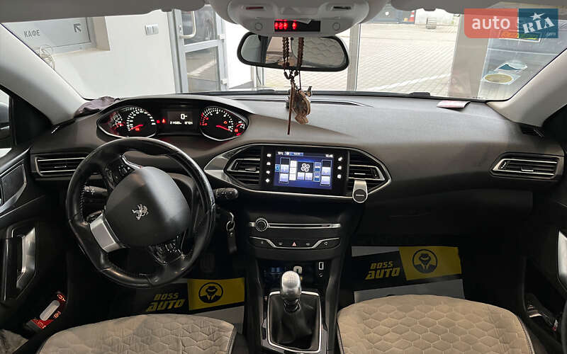 Універсал Peugeot 308 2016 в Шептицькому
