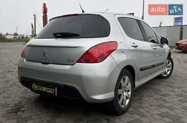 Хетчбек Peugeot 308 2013 в 