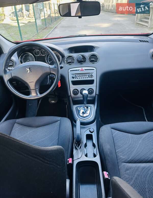 Хэтчбек Peugeot 308 2010 в Киеве