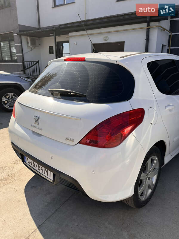 Хетчбек Peugeot 308 2012 в Славуті