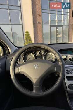 Универсал Peugeot 308 2010 в 