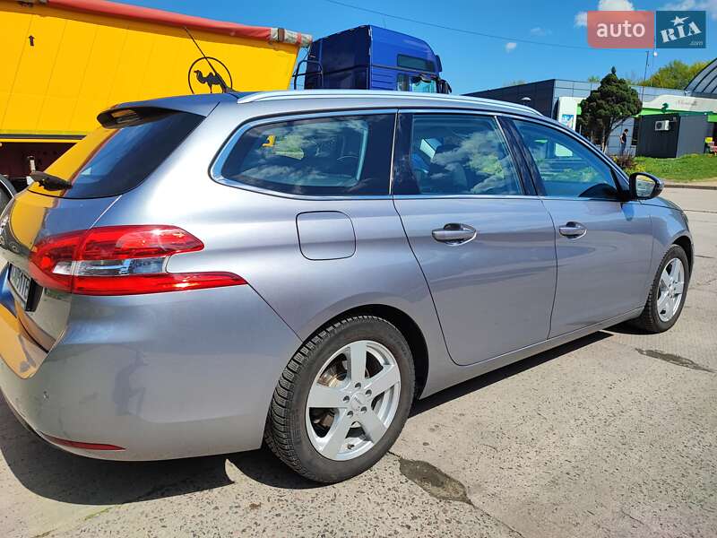 Універсал Peugeot 308 2019 в Стрию