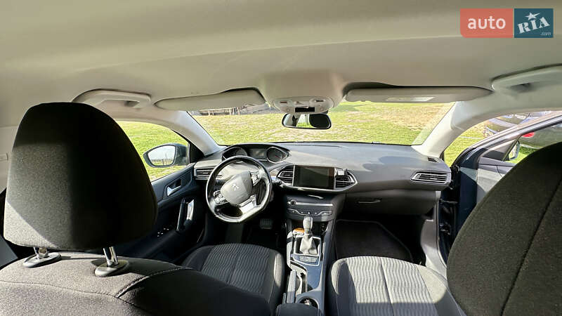 Универсал Peugeot 308 2017 в Львове фото 17 Универсал Peugeot 308 2017 в Львове