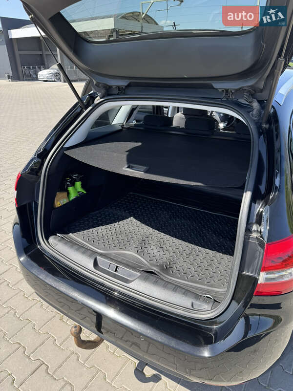 Універсал Peugeot 308 2017 в Радехові