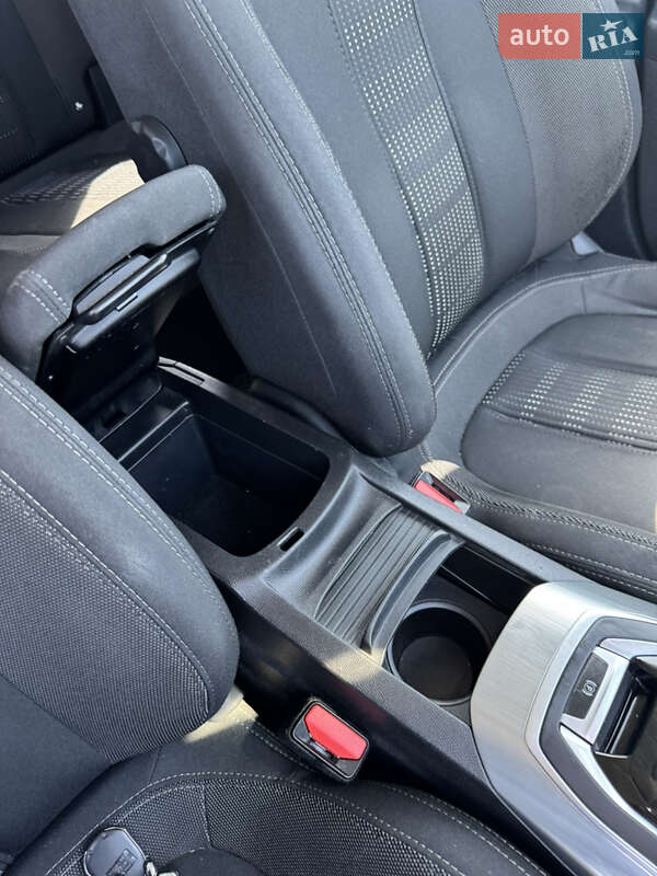 Універсал Peugeot 308 2017 в Радехові