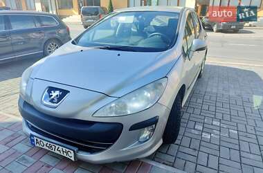 Хэтчбек Peugeot 308 2008 в Ужгороде
