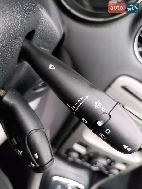Хэтчбек Peugeot 308 2013 в Киеве