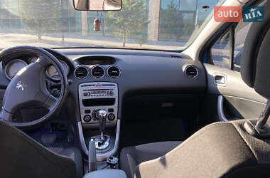 Хэтчбек Peugeot 308 2008 в 