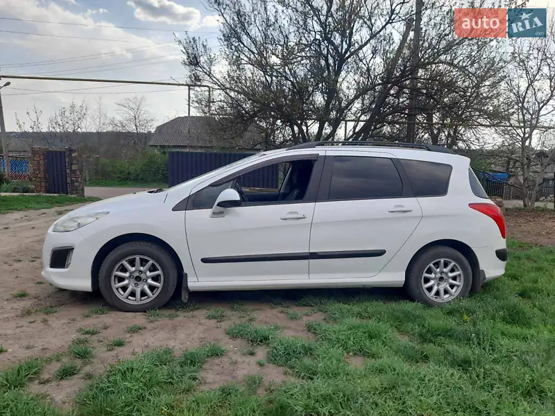 Peugeot 308 2011