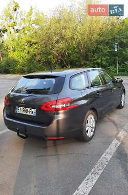 Универсал Peugeot 308 2017 в 