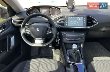 Універсал Peugeot 308 2014 в 