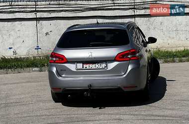 Універсал Peugeot 308 2014 в 