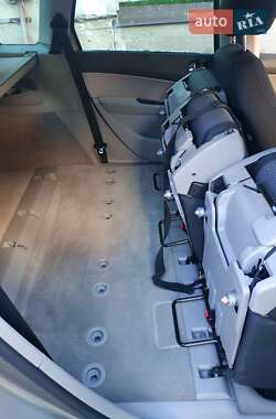 Универсал Peugeot 308 2011 в 