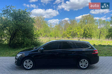 Универсал Peugeot 308 2015 в 