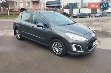 Хетчбек Peugeot 308 2012 в 