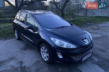 Универсал Peugeot 308 2010 в 