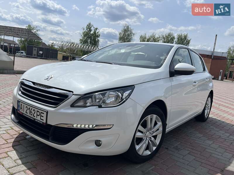 Хетчбек Peugeot 308 2016 в 
