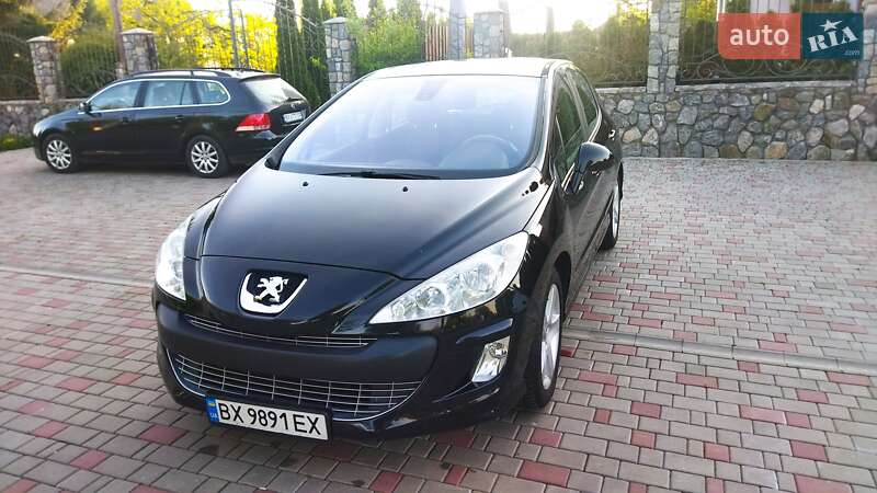 Хэтчбек Peugeot 308 2007 в Староконстантинове