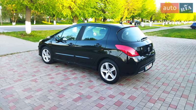 Хэтчбек Peugeot 308 2007 в Староконстантинове