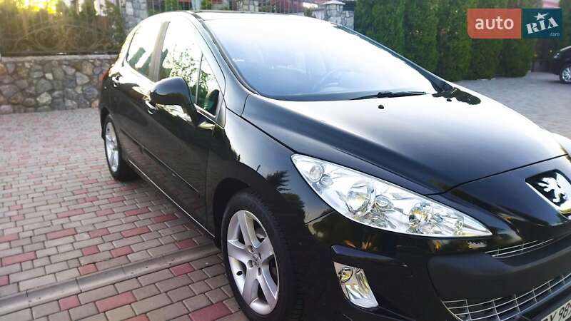 Хэтчбек Peugeot 308 2007 в Староконстантинове